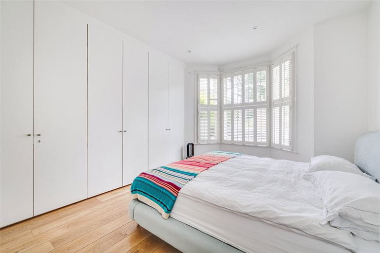 2 bedroom flat, Woodlawn Road, London SW6