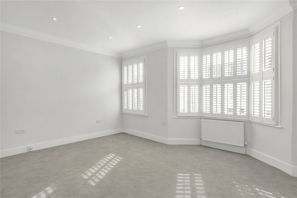 2 bedroom flat, Marville Road, London SW6 - Let Agreed