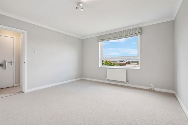 3 bedroom flat, Napier Court, Ranelagh Gardens SW6 - Available