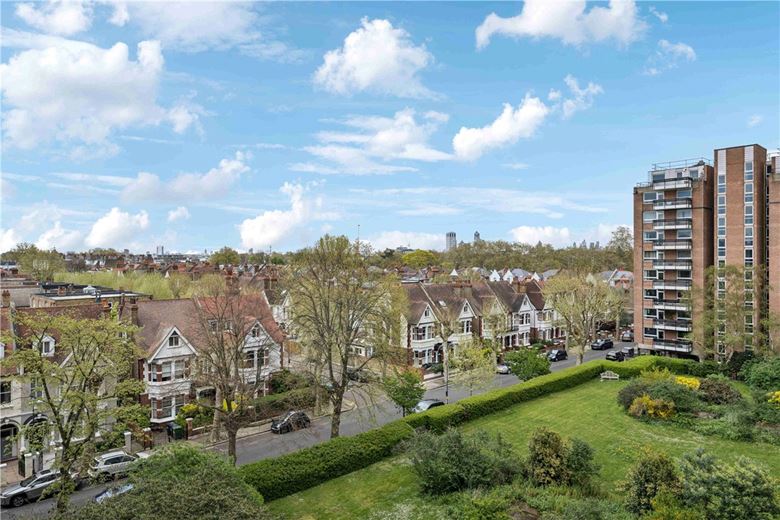 3 bedroom flat, Napier Court, Ranelagh Gardens SW6 - Available