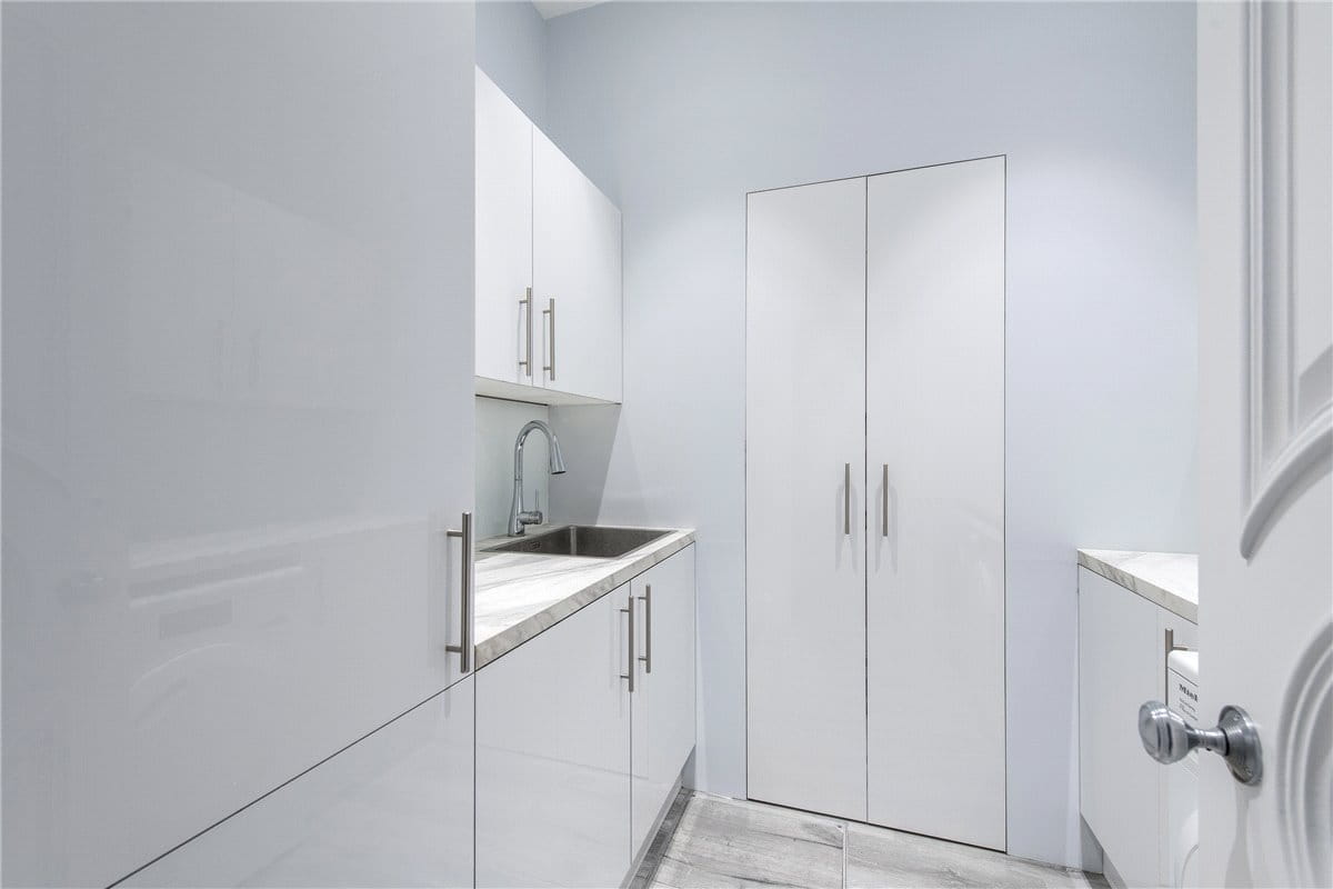 5 bedroom house, Kimbell Gardens, London SW6 - Available