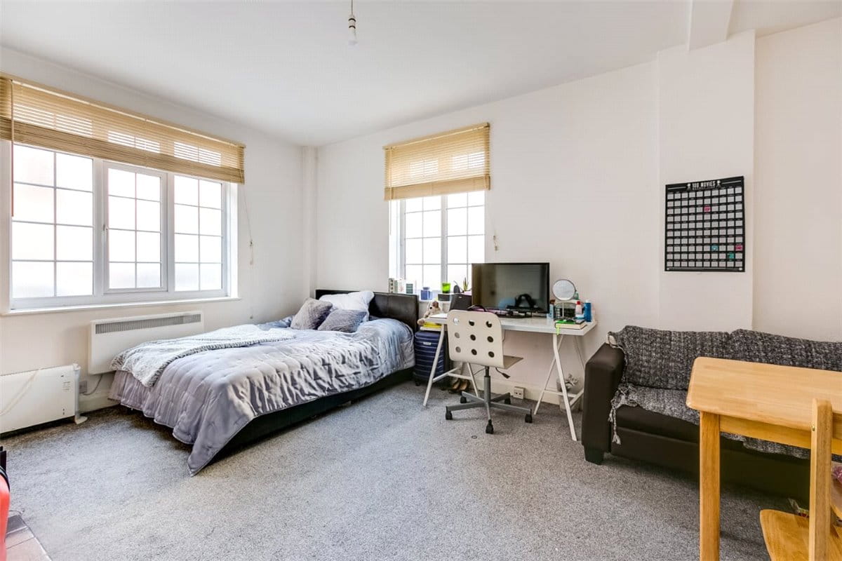 1 bedroom flat, Charleville Court, Charleville Road W14 - Available