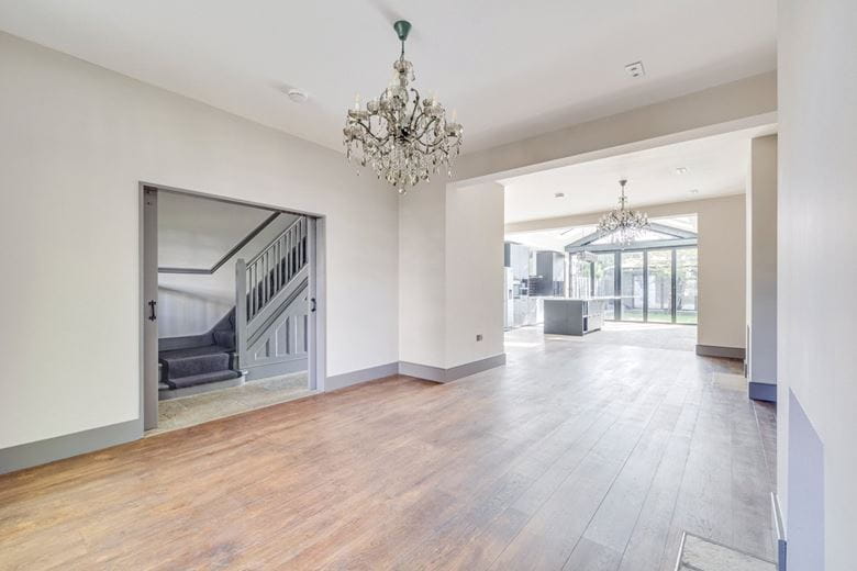 6 bedroom house, Daisy Lane, London SW6 - Let Agreed