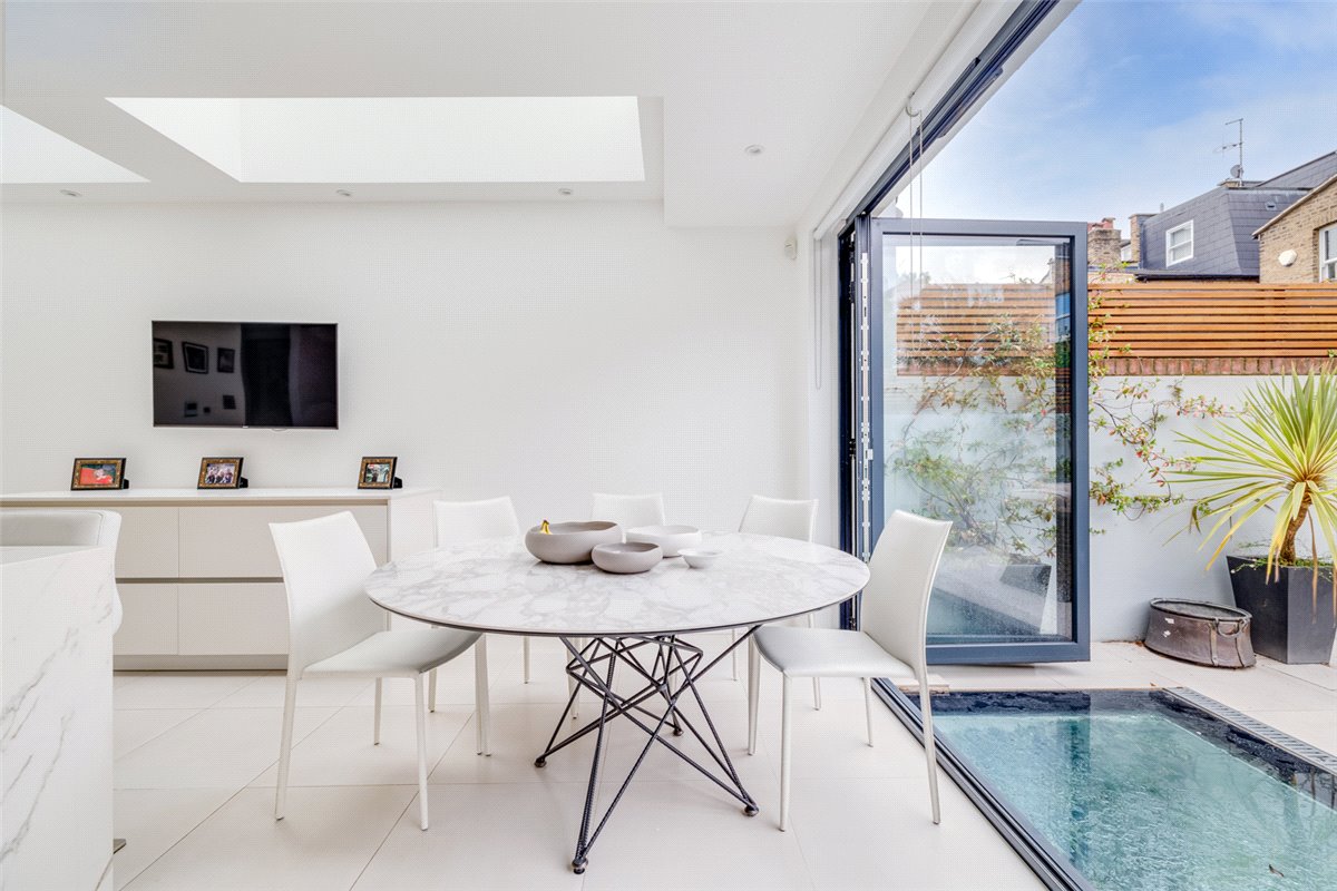 5 bedroom house, Ashington Road, London SW6 - Available