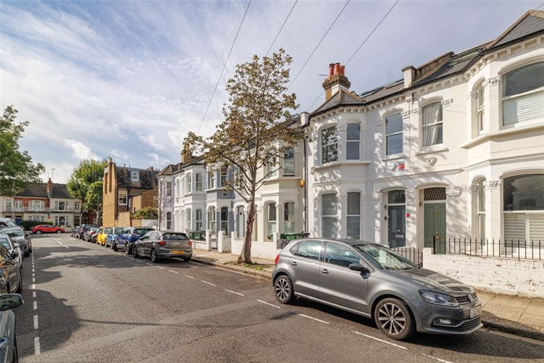5 bedroom house, Ashington Road, London SW6 - Available