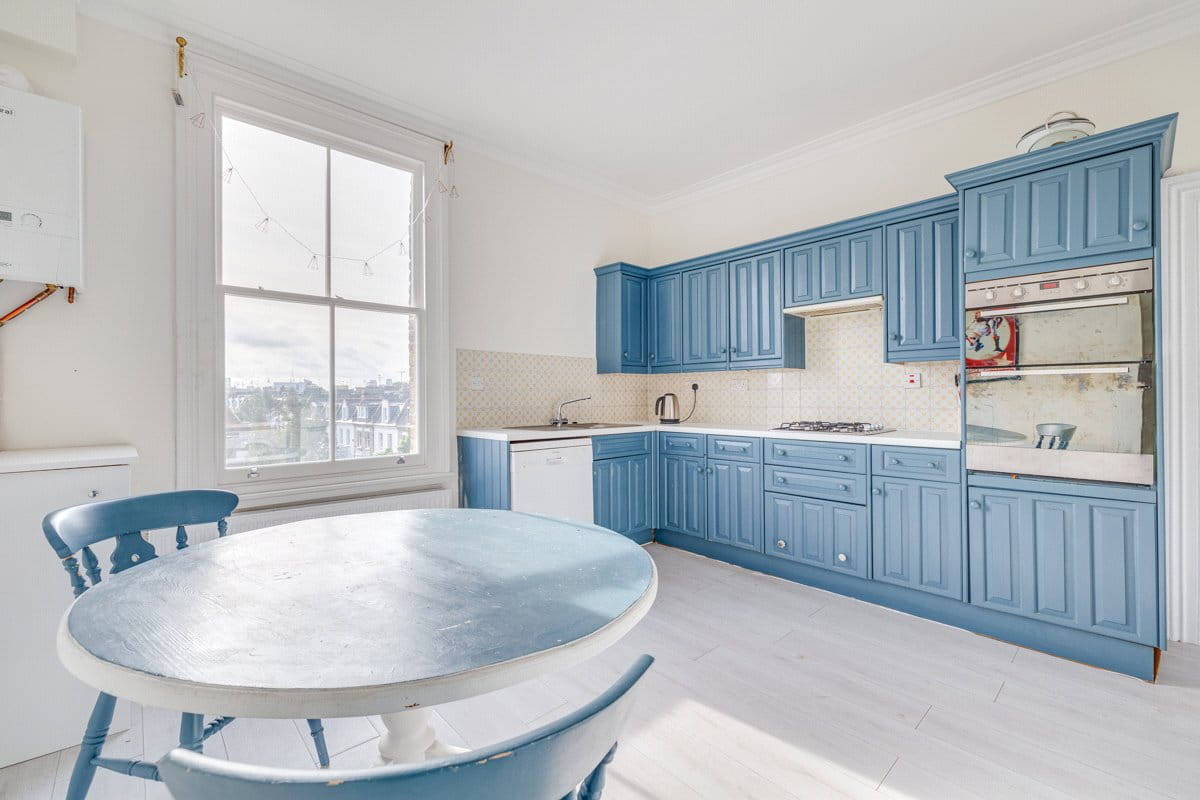 3 bedroom maisonette, Fulham Road, London SW6