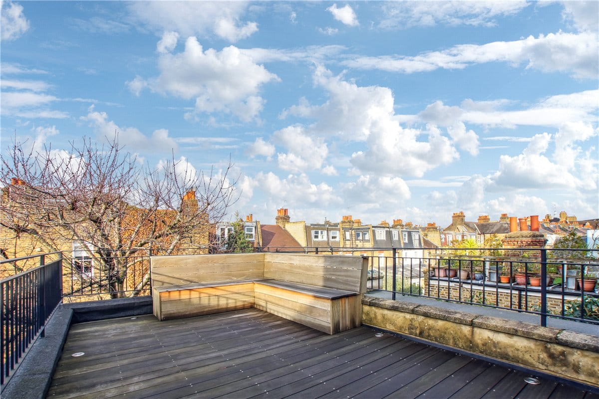 3 bedroom house, Colehill Lane, London SW6 - Available