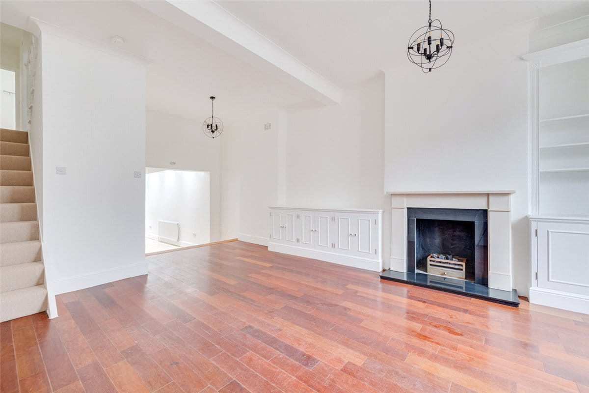 4 bedroom house, Hannell Road, London SW6