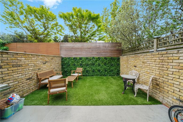 4 bedroom house, Kinnoul Road, London W6 - Available