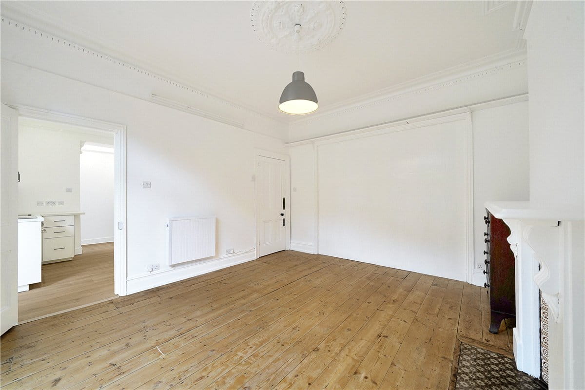 1 bedroom flat, Lilyville Road, London SW6 - Let Agreed