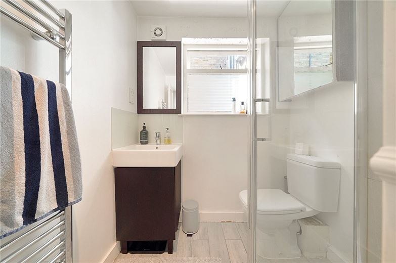 2 bedroom flat, Rigault Road, London SW6 - Let Agreed