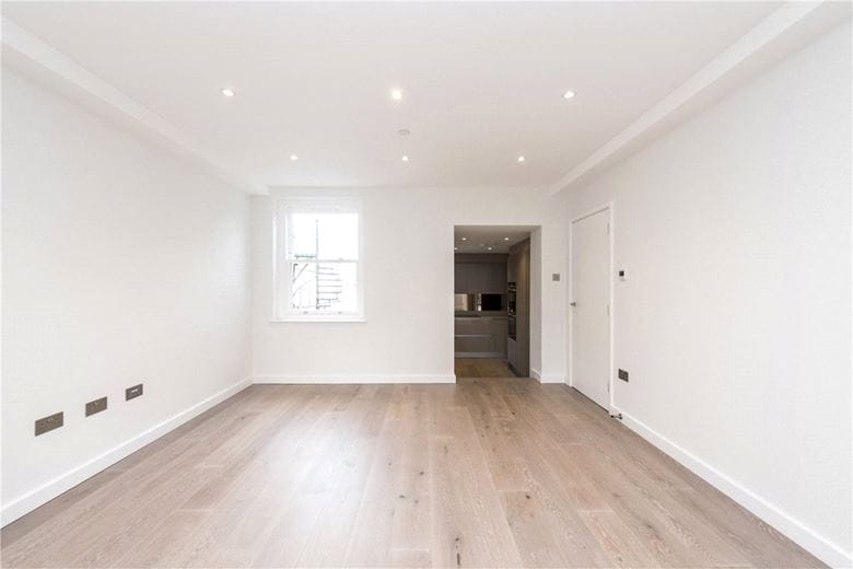 2 bedroom flat, King Street, London W6 - Let Agreed