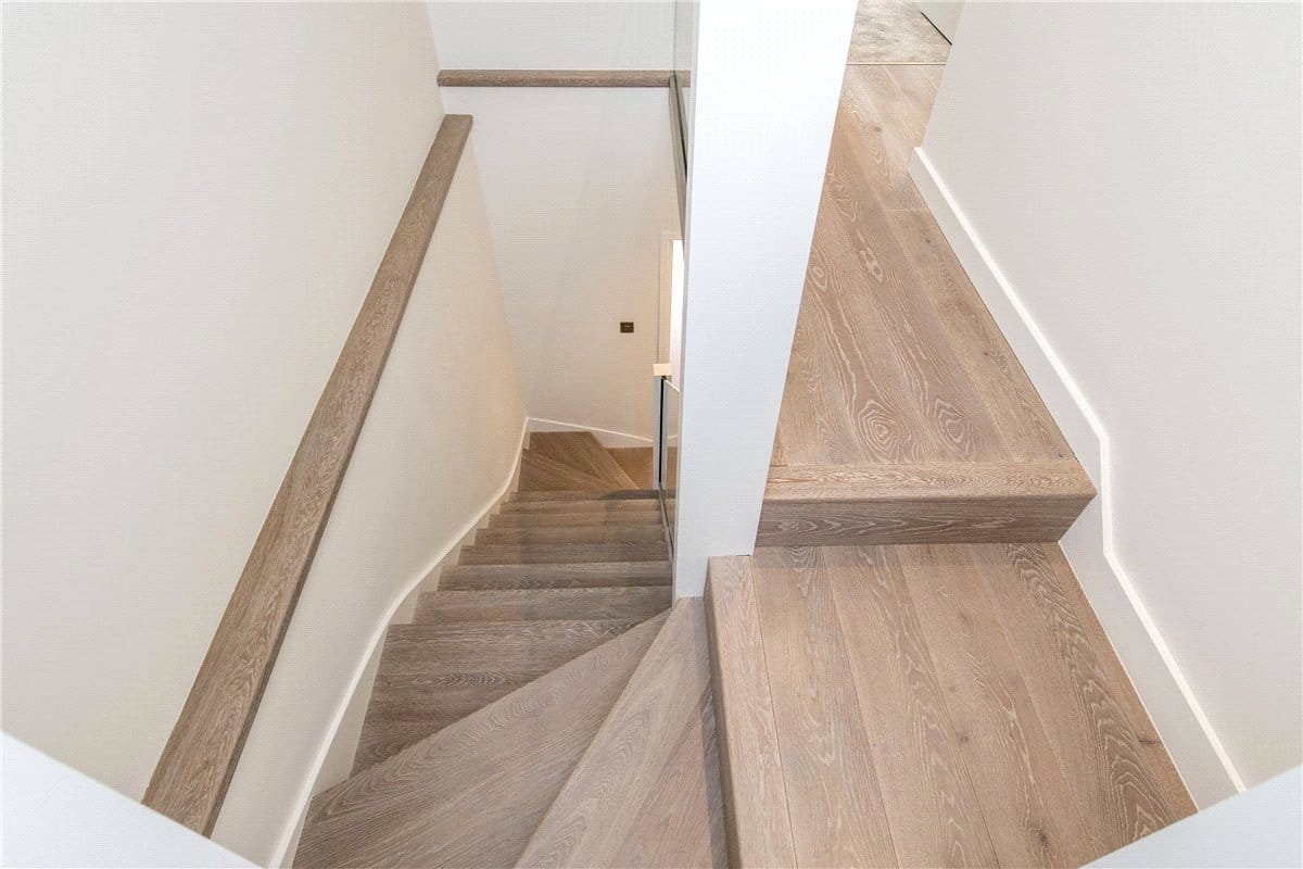 2 bedroom flat, King Street, London W6 - Let Agreed