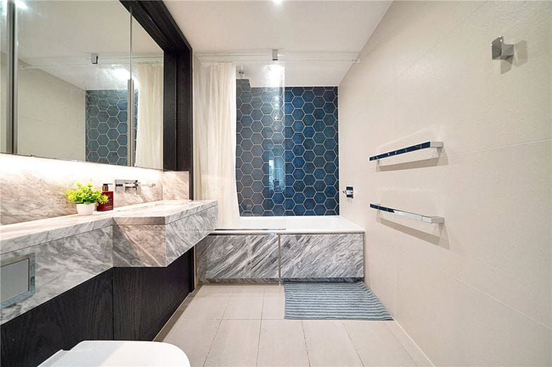 2 bedroom flat, Tierney Lane, London W6 - Available