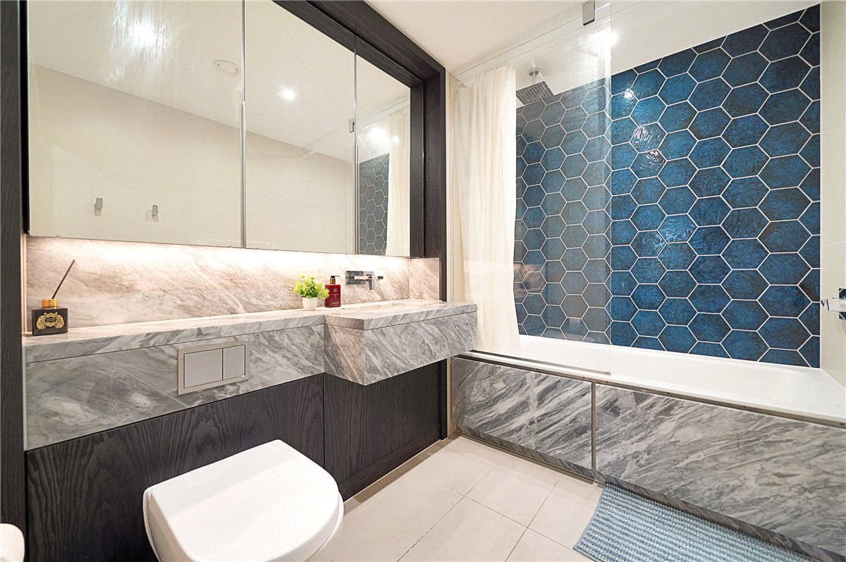 2 bedroom flat, Tierney Lane, London W6 - Available