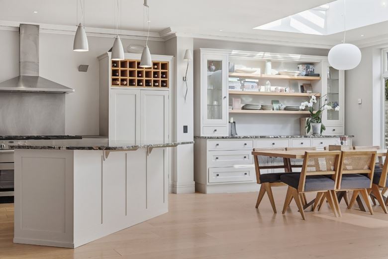 5 bedroom house, Belgrave Road, Barnes SW13 - Available