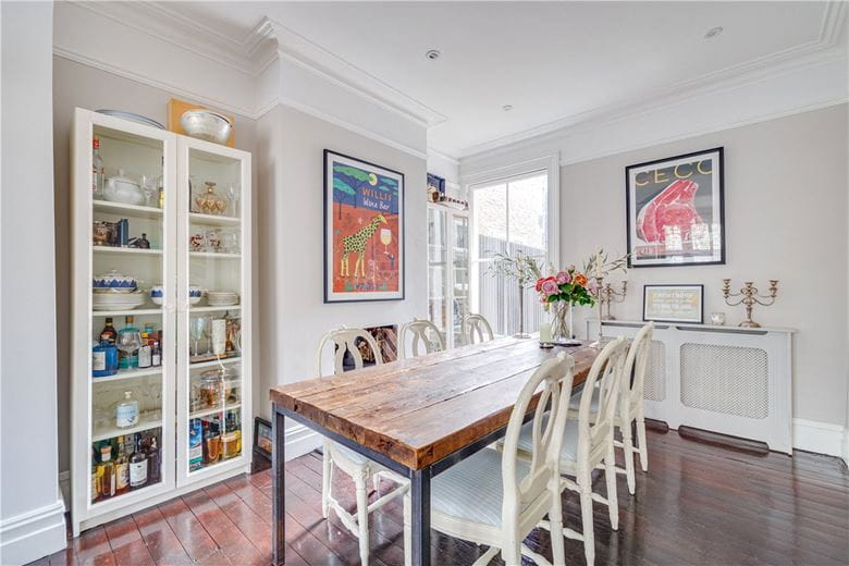 4 bedroom house, Replingham Road, London SW18 - Available