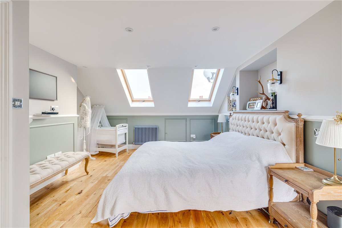 4 bedroom house, Replingham Road, London SW18 - Sold