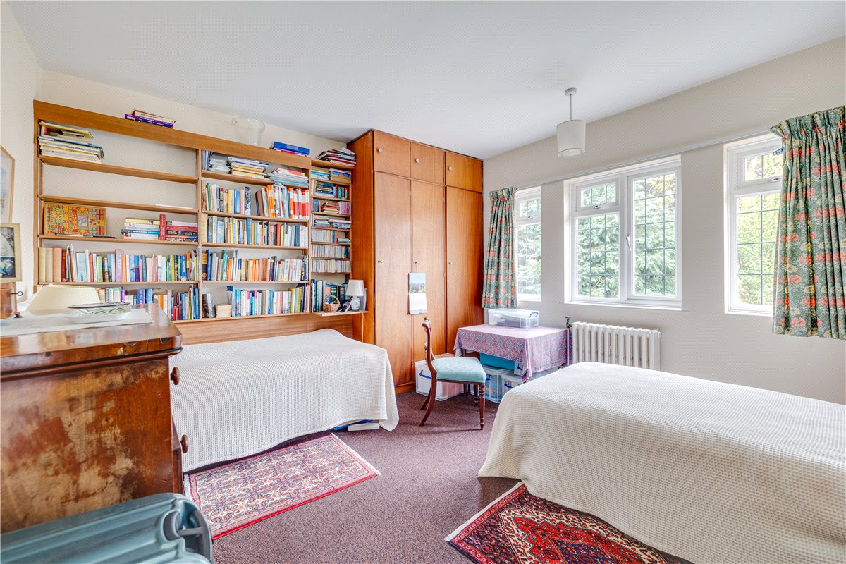 4 bedroom house, West Hill Road, London SW18 - Sold