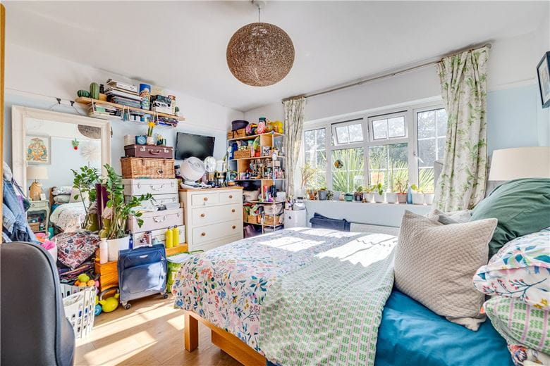 4 bedroom house, Limes Avenue, London SW13 - Available