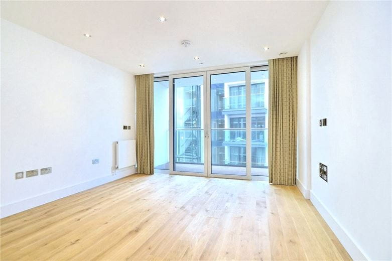 2 bedroom flat, Ireton House, 3 Stamford Square SW15 - Available