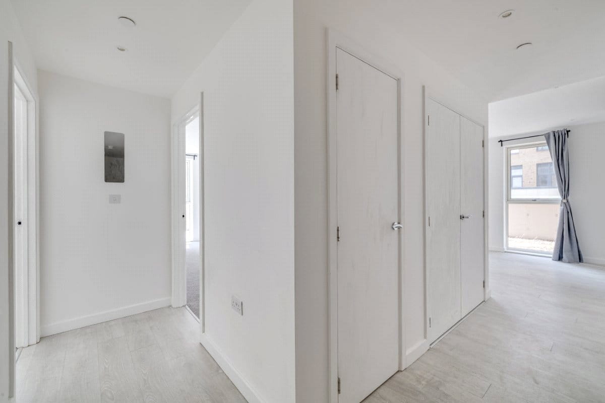 2 bedroom flat, Unity Lane, Hounslow TW3 - Available