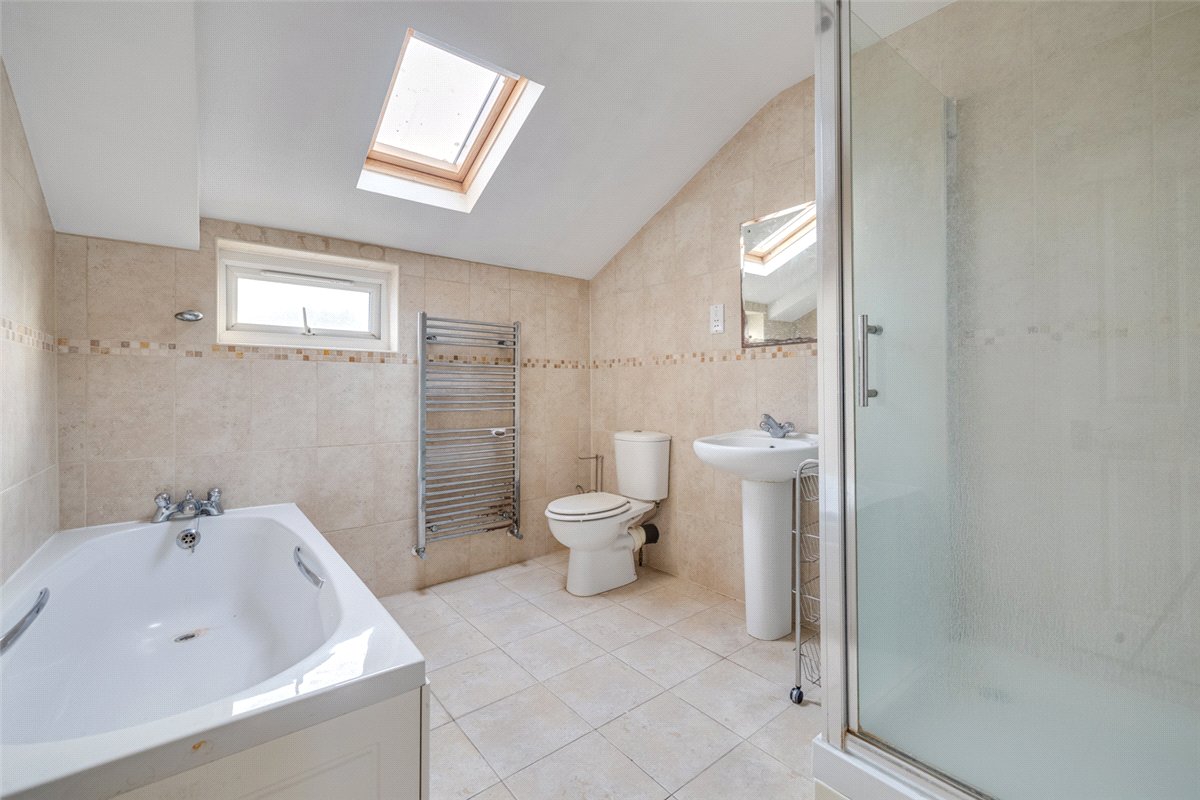 3 bedroom house, Longfield Street, London SW18 - Available