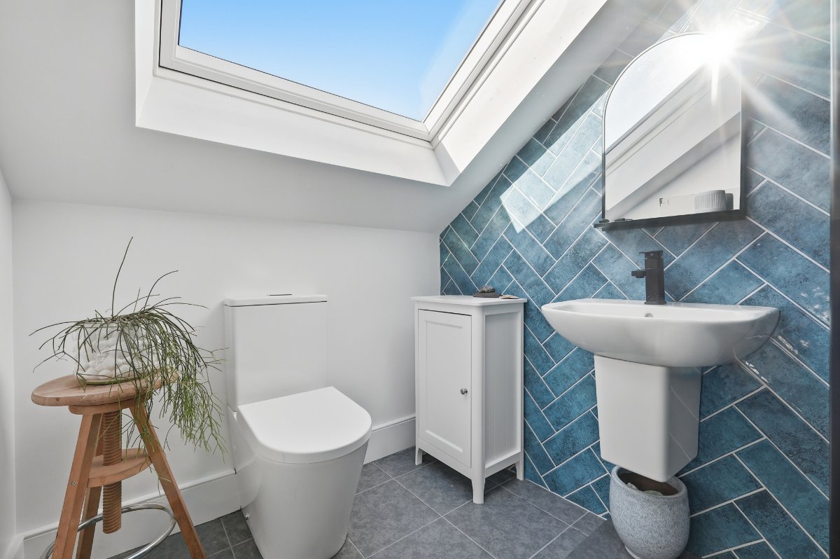 5 bedroom house, Second Avenue, London SW14 - Available