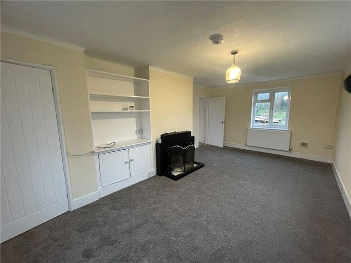 bedroom house, Nantglyn Road, Denbigh LL16 - Available