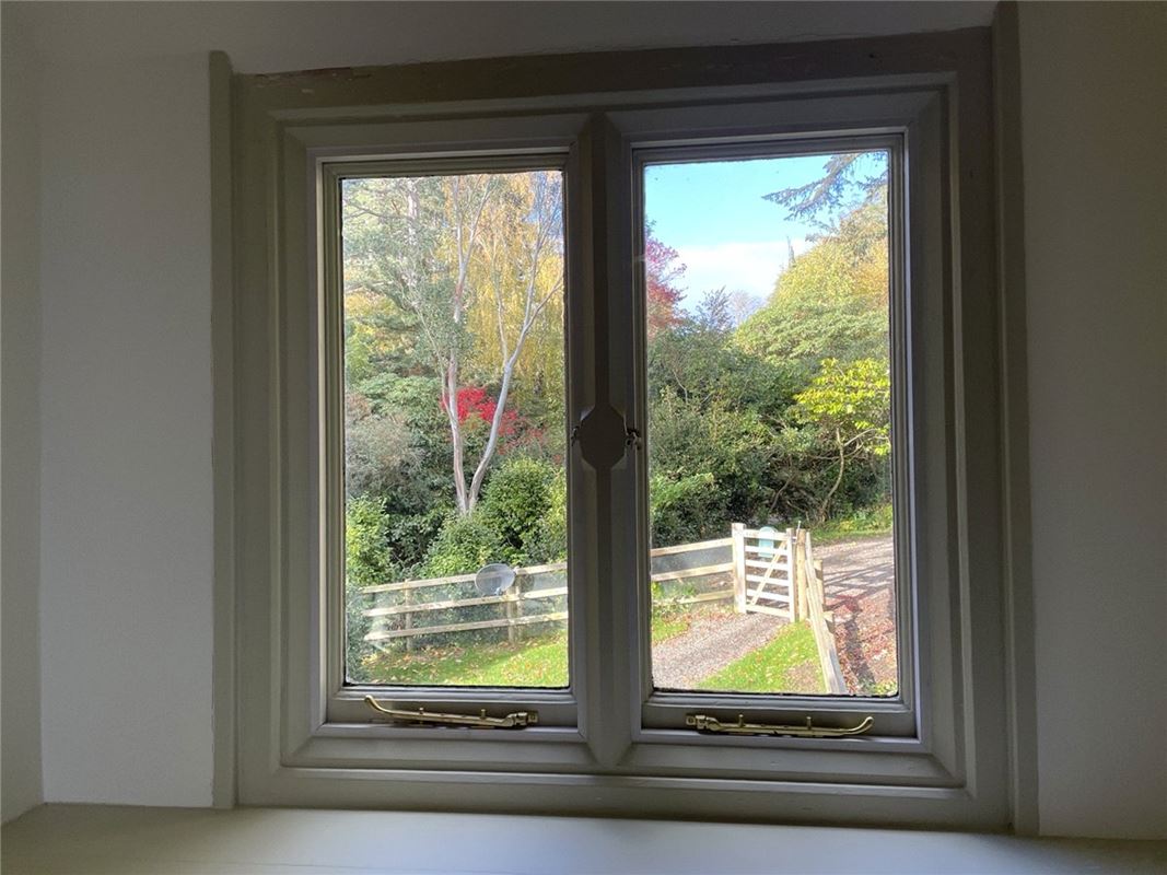 3 bedroom house, Bodnant, Tal-Y-Cafn LL28 - Available