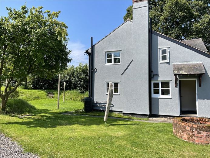 3 bedroom house, Montford, Montford Bridge SY4 - Let Agreed