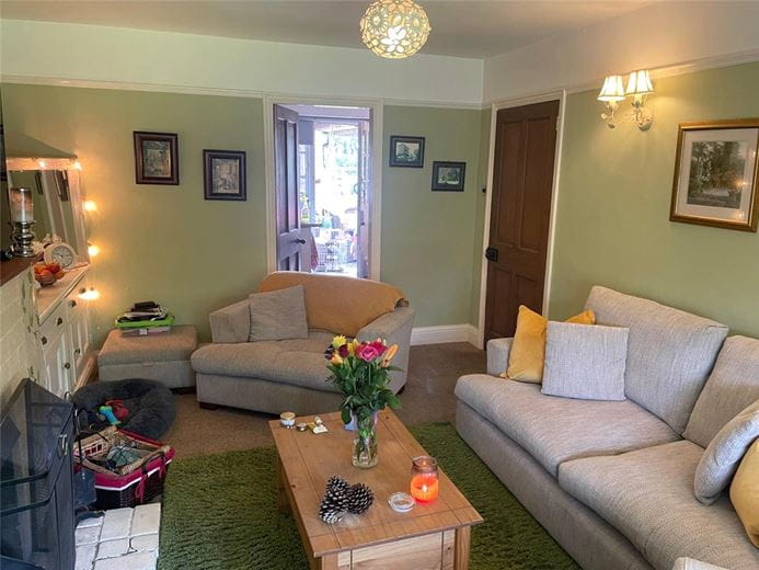 3 bedroom cottage, Trefnant, Denbigh LL16 - Available