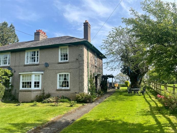 3 bedroom cottage, Trefnant, Denbigh LL16 - Available