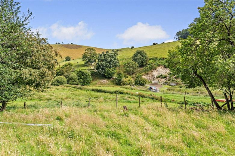 151 acres Farm, Tregeiriog, Llangollen LL20 - Available