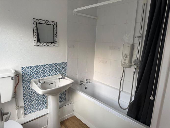 2 bedroom house, Cumbers, Hanmer SY13 - Available