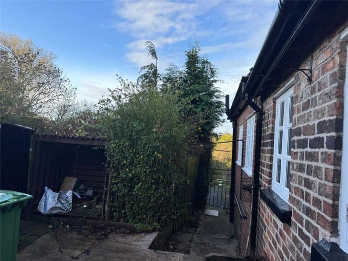 2 bedroom house, Cumbers, Hanmer SY13 - Available