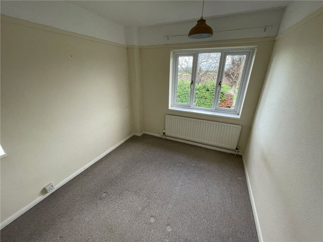 3 bedroom house, Rowton Avenue, Rowton SY5 - Available
