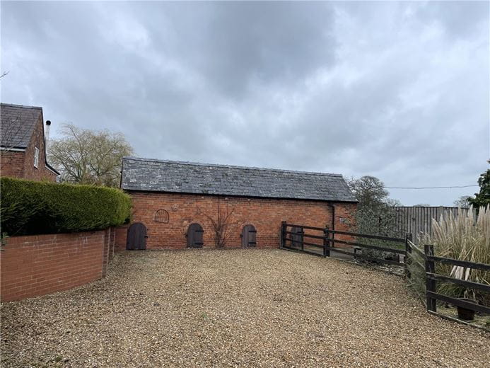 4 bedroom house, Halghton, Hanmer SY13 - Available