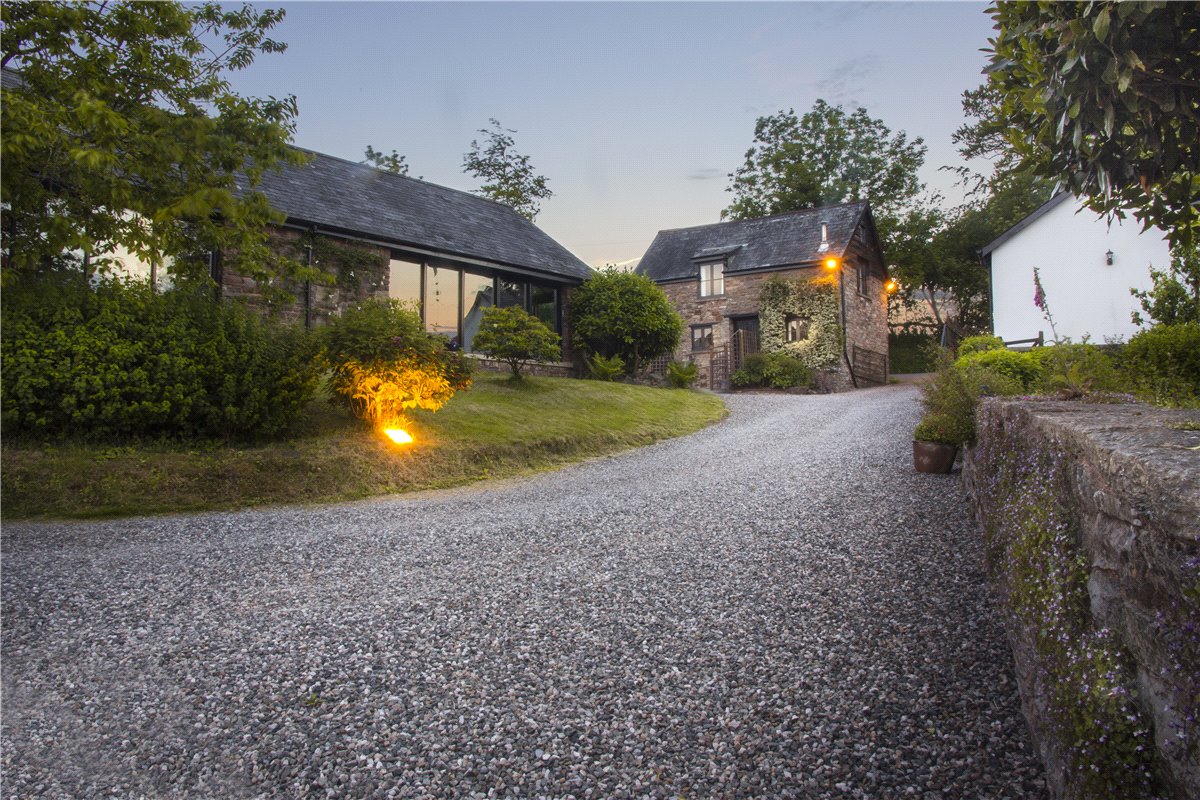  bedroom house, Huntsham, Tiverton EX16 - Available