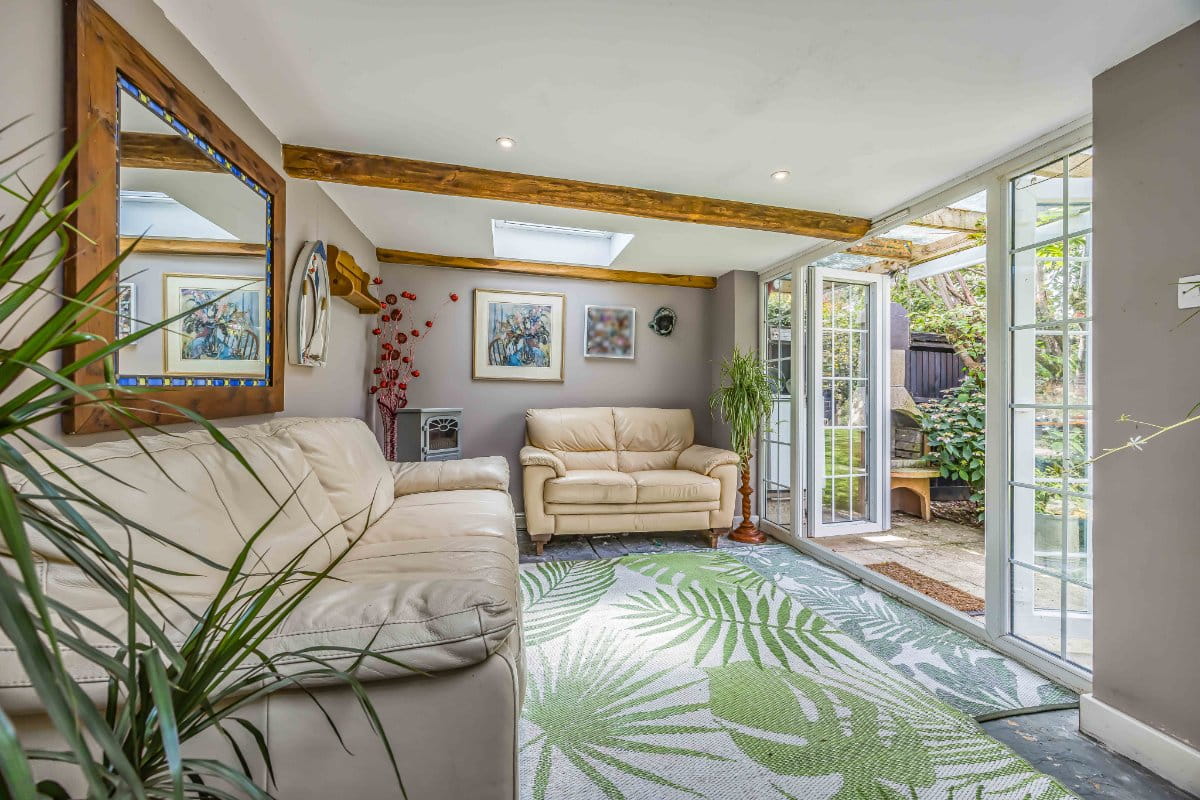 5 bedroom house, Hunston Mill House & Cottages, Selsey Road PO20 - Available