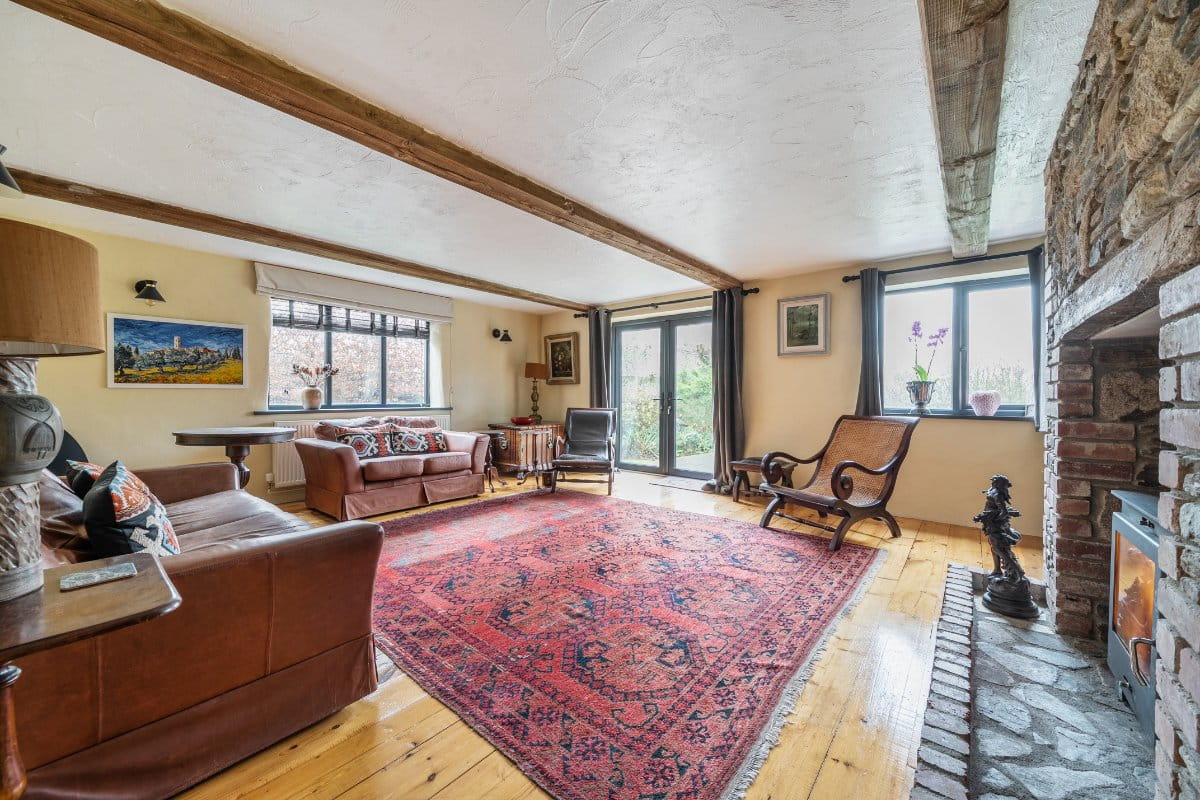 5 bedroom house, Liskeard Road, Callington PL17 - Available