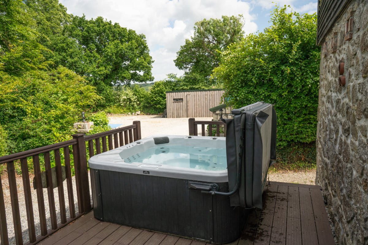 5 bedroom house, Liskeard Road, Callington PL17 - Available