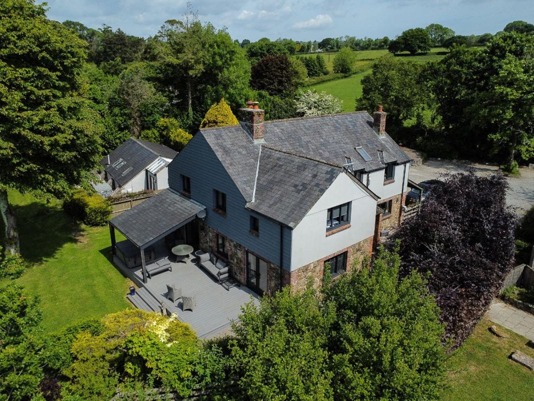 5 bedroom house, Liskeard Road, Callington PL17 - Available
