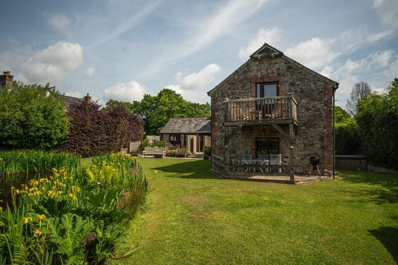 5 bedroom house, Liskeard Road, Callington PL17 - Available