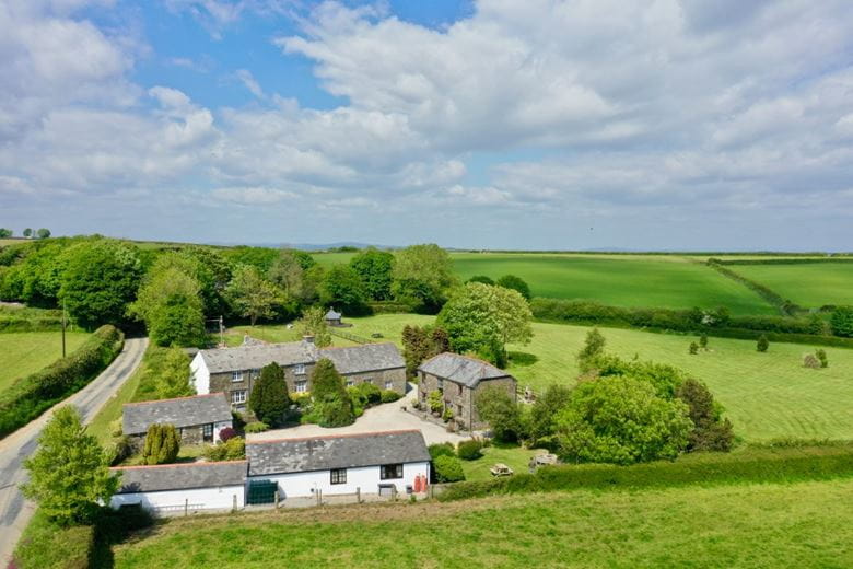 9 bedroom house, Pelynt, Looe PL13 - Available