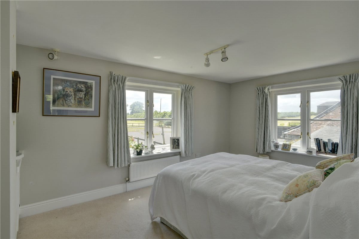  bedroom house, Moorside, Sturminster Newton DT10 - Available