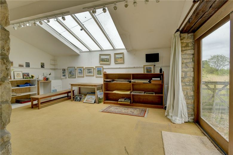  bedroom house, Moorside, Sturminster Newton DT10 - Available