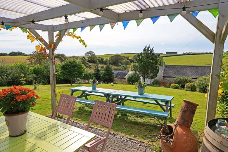 7 bedroom house, Wilton Mill Farm & Cottages, Pelynt PL13 - Sold