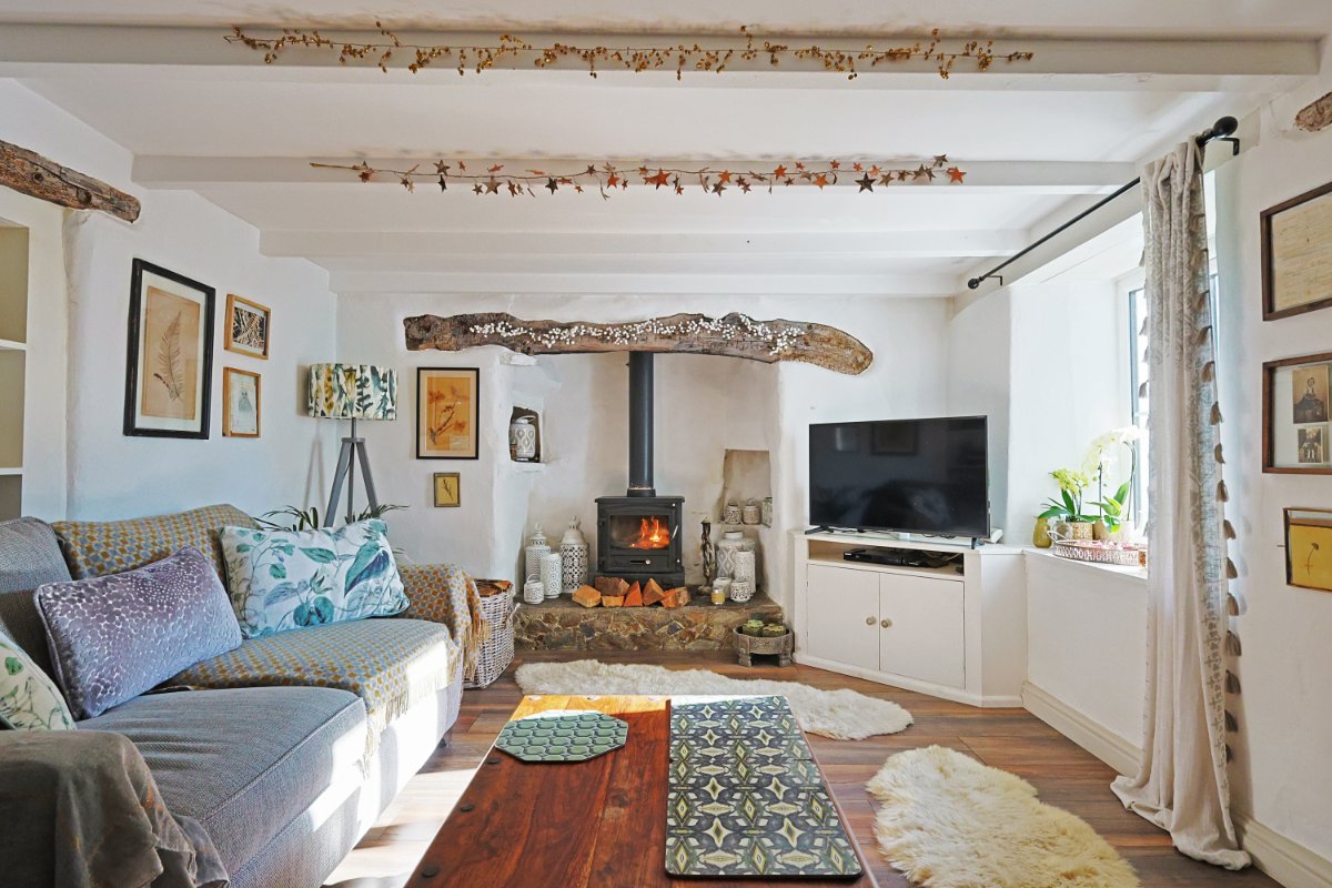 7 bedroom house, Wilton Mill Farm & Cottages, Pelynt PL13 - Sold