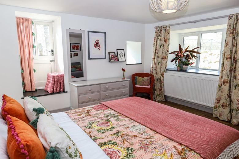 7 bedroom house, Wilton Mill Farm & Cottages, Pelynt PL13 - Sold